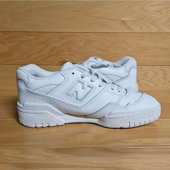 New Balance 550 Triple White Shoe Sneaker Youth Kids GSB550WW - Picture 7 of 11